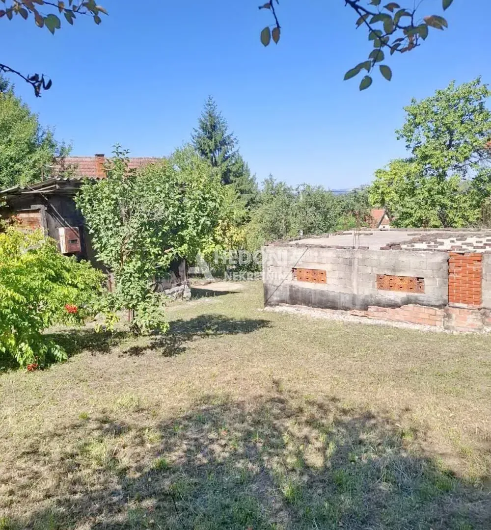 Prodaja, plac, 800m², Mionica, Srbija