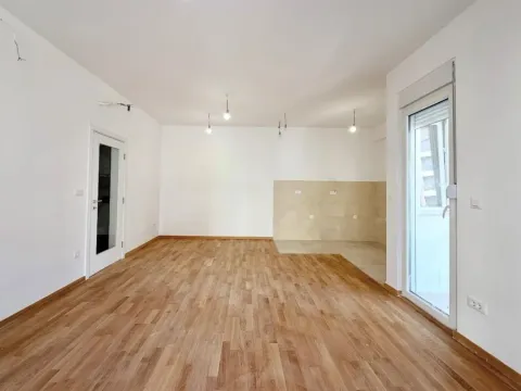 Prodaja, dvosoban stan, 73m², Zabjelo, Podgorica - image 4