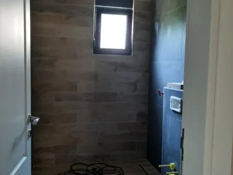 Prodaja, kuća, 130m², Tološi, Podgorica - image 5