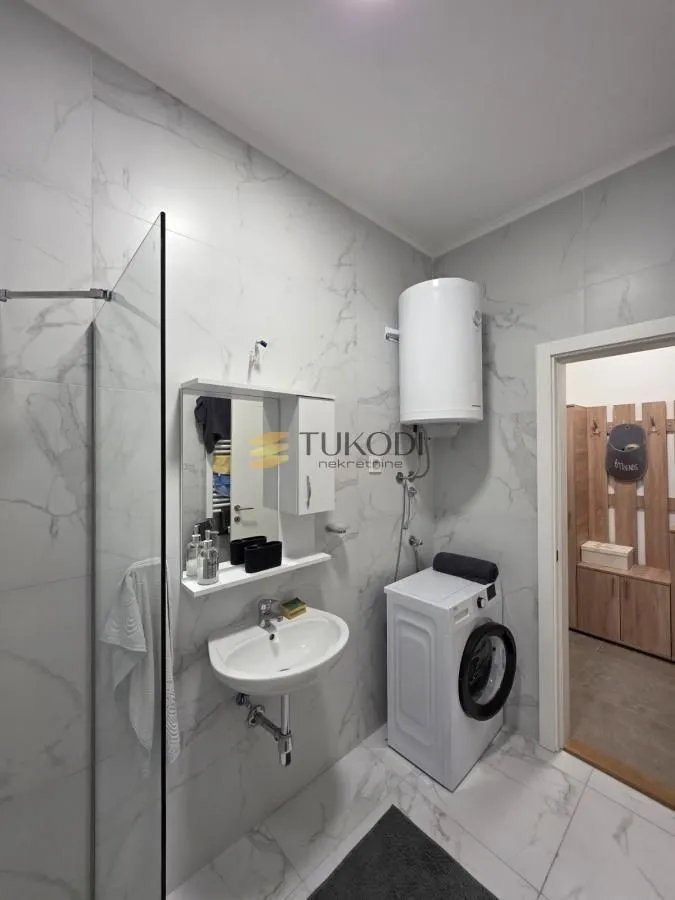 Izdavanje, jednosoban stan, 41m², Avijatičarsko naselje, Novi Sad Sve Podlokacije