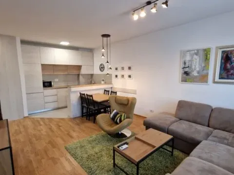 Rent, one bedroom apartment, 51m², City Kvart, Podgorica - image 2