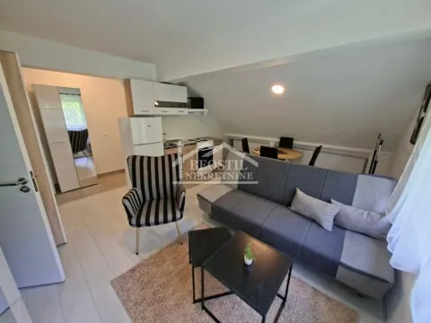 Rent, one bedroom apartment, 40m², Skojevsko Naselje, Beograd - image 4
