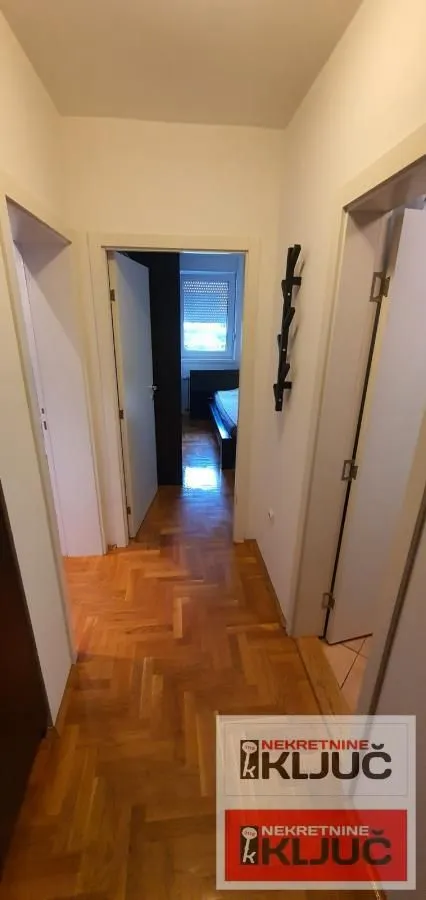 Izdavanje, jednosoban stan, 47m², Nova Detelinara, Novi Sad Sve Podlokacije