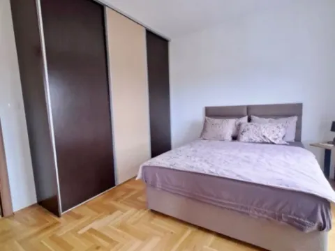 Izdavanje, dvosoban stan, 65m², City Kvart, Podgorica - image 6