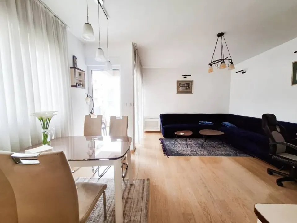 Rent, two bedroom apartment, 75m², City Kvart, Podgorica