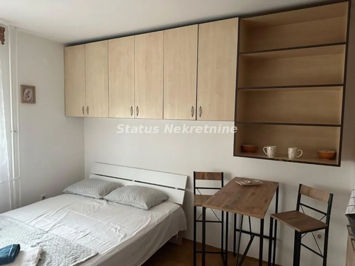 Prodaja, garsonjera, 22m², Centar, Novi Sad