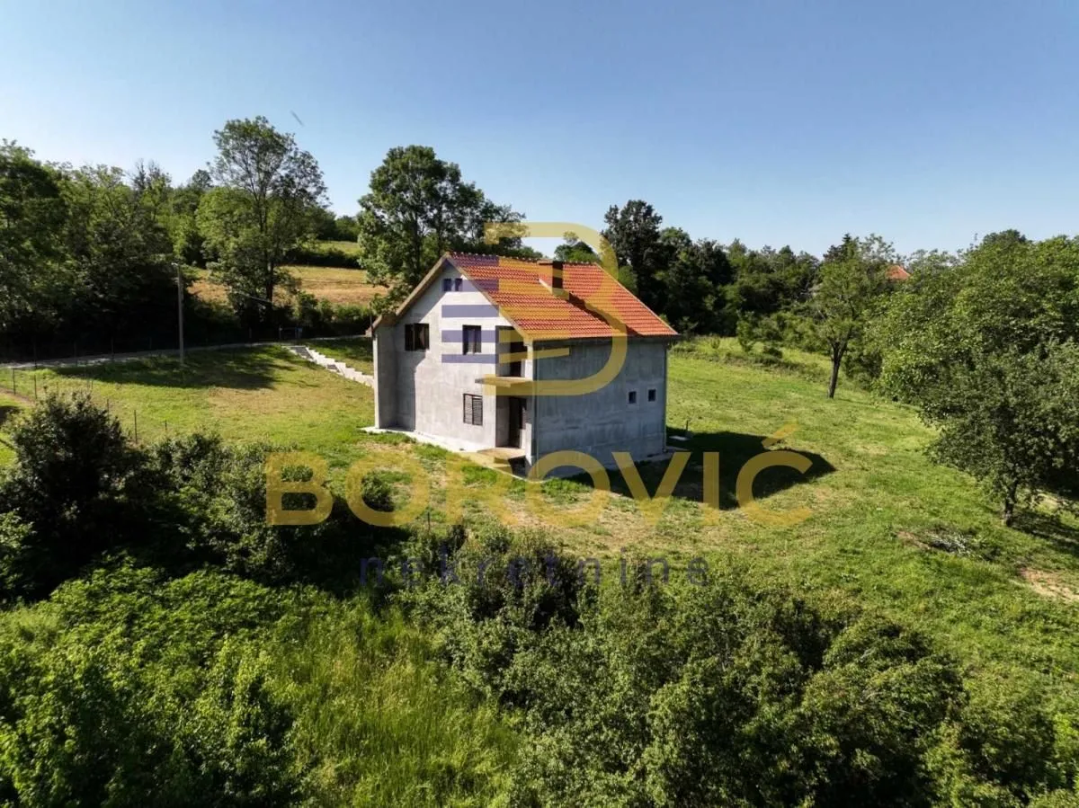 Prodaja, kuća, 204m², Voždovac Sve Podlokacije, Beograd