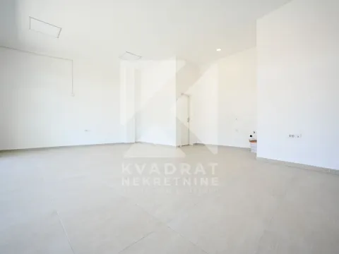 Rent, office space, 41m², Cvijetin Brijeg, Podgorica - image 3