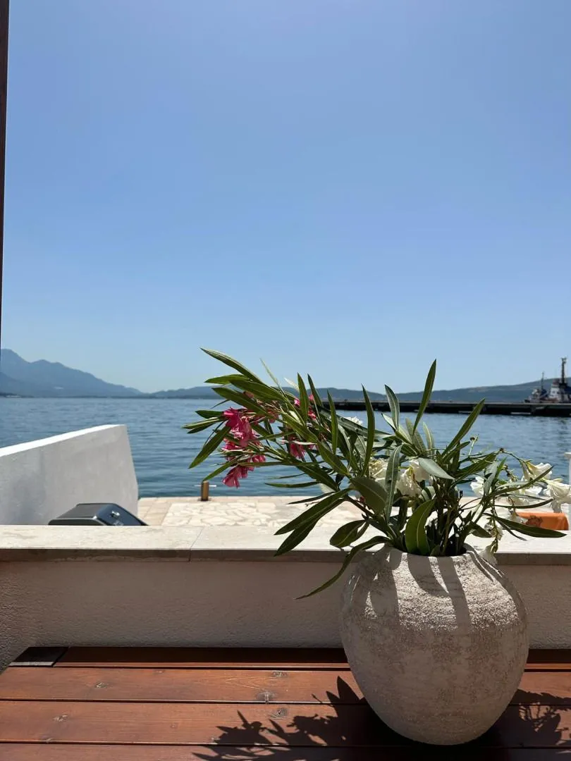 Prodaja, kuća, 110m², Herceg Novi, Crna Gora