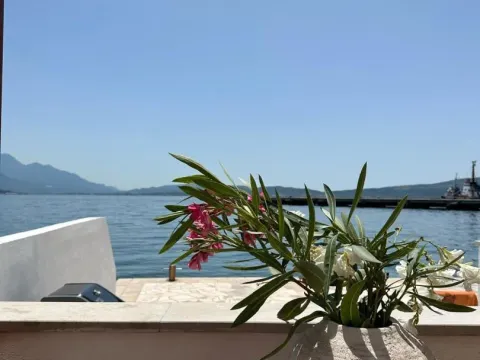 Prodaja, kuća, 110m², Herceg Novi, Crna Gora - image 17