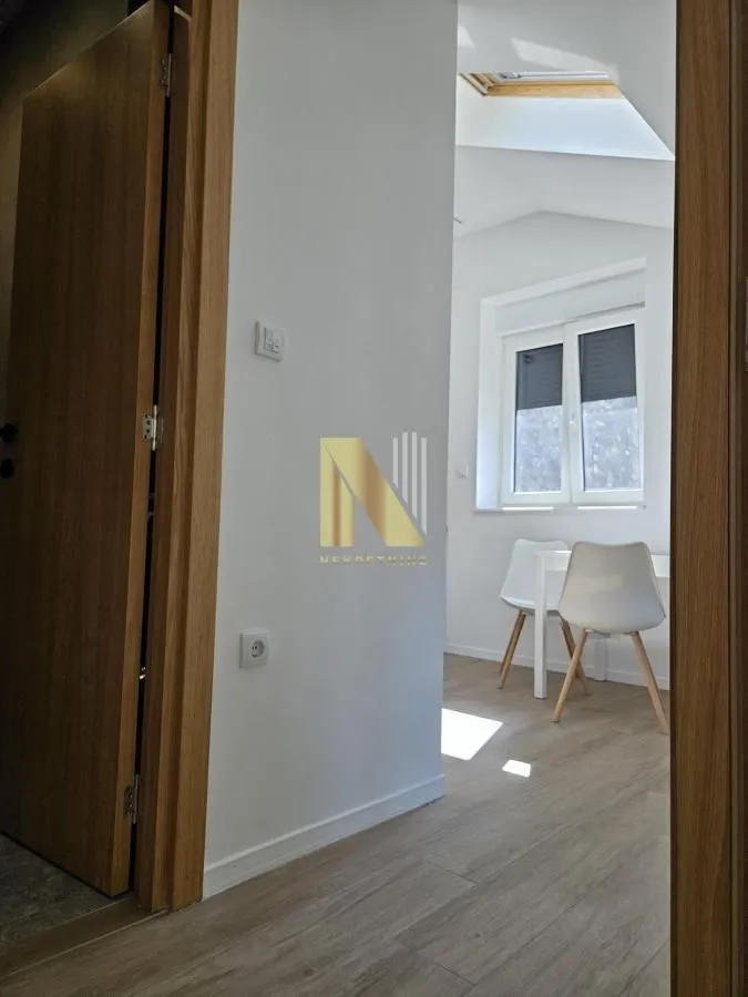 Prodaja, jednosoban stan, 32m², Centar, Novi Sad