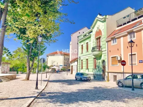 Izdavanje, dvosoban stan, 40m², Stari Grad, Beograd