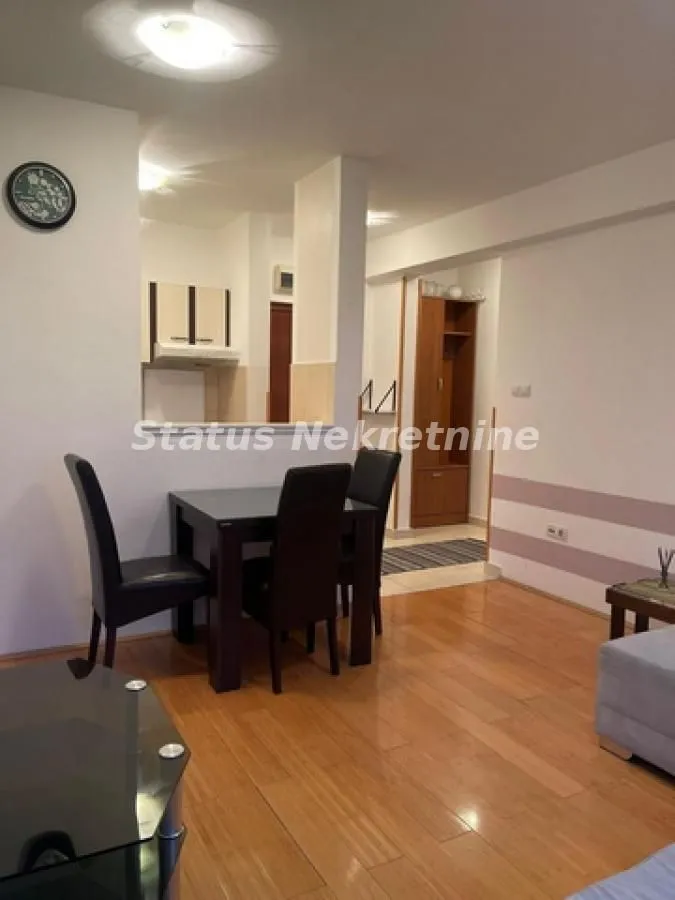 Rent, one bedroom apartment, 39m², Rotkvarija, Novi Sad Sve Podlokacije