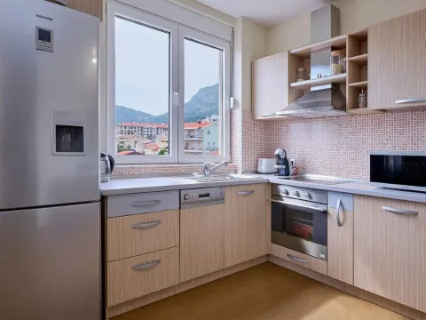 Prodaja, dvosoban stan, 88m², Budva, Crna Gora - image 5