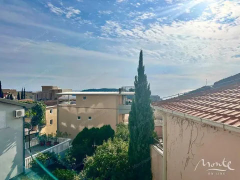 Prodaja, dvosoban stan, 98m², Bečići, Budva - image 10