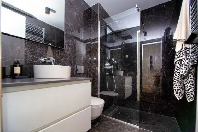 Prodaja, trosoban stan, 125m², Komoševina, Budva