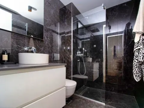 Sale, three bedroom apartment, 125m², Komoševina, Budva - image 5