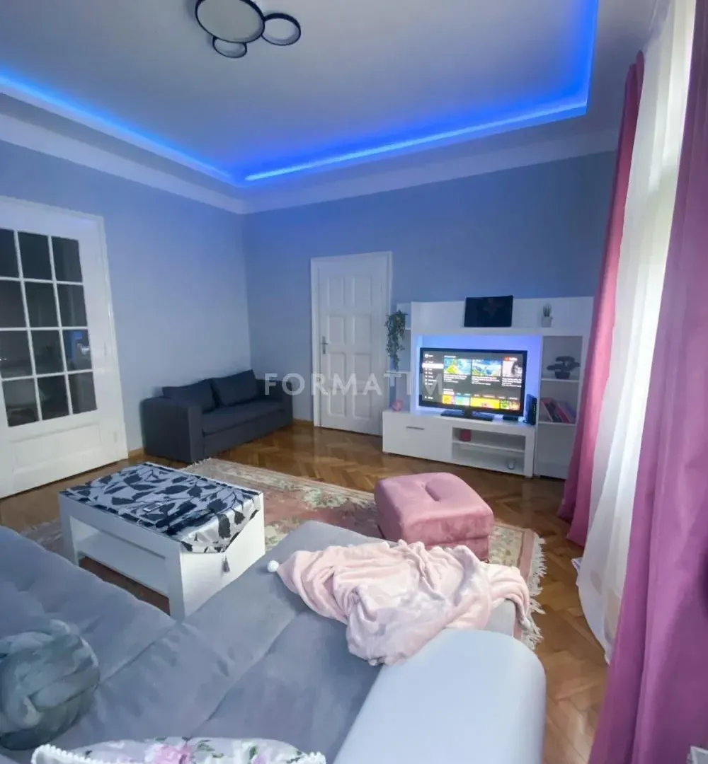 Izdavanje, dvosoban stan, 52m², Cvetni Trg, Vračar Sve Podlokacije