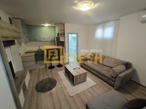 Izdavanje, garsonjera, 28m², City Kvart, Podgorica - image 3