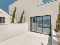 Prodaja, dvosoban stan, 81m², Porto Montenegro, Tivat - image 12
