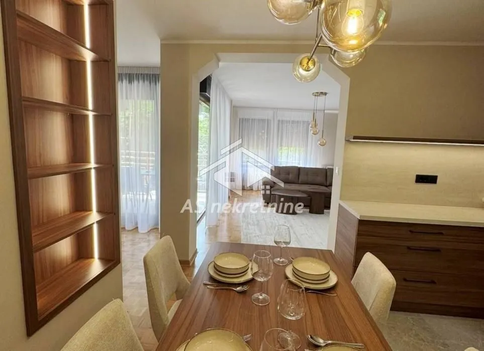 Rent, four bedroom apartment, 86m², Čukarica, Beograd