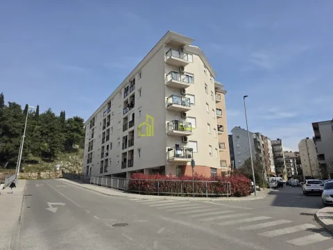 Sale, office space, 120m², Ljubović, Podgorica - image 1