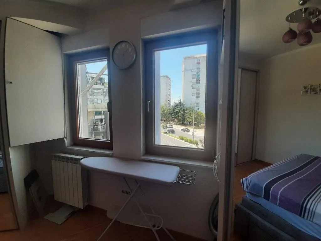 Izdavanje, dvosoban stan, 75m², Preko Morače, Podgorica