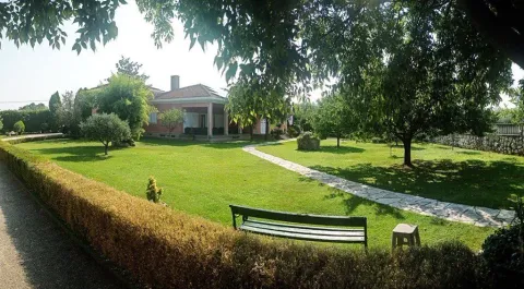 Rent, house, 400m², Donja Gorica, Podgorica - image 9