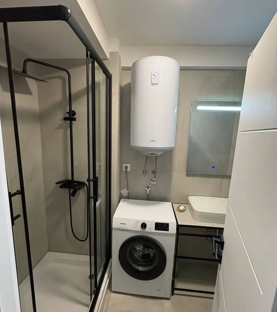 Prodaja, garsonjera, 54m², Vezirov Most, Podgorica