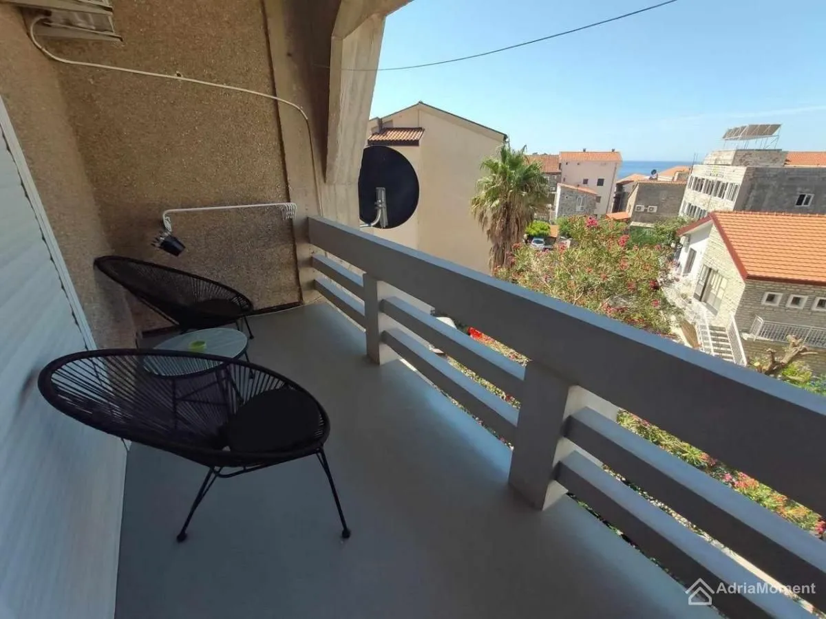 Sale, three bedroom apartment, 80m², Petrovac, Budva