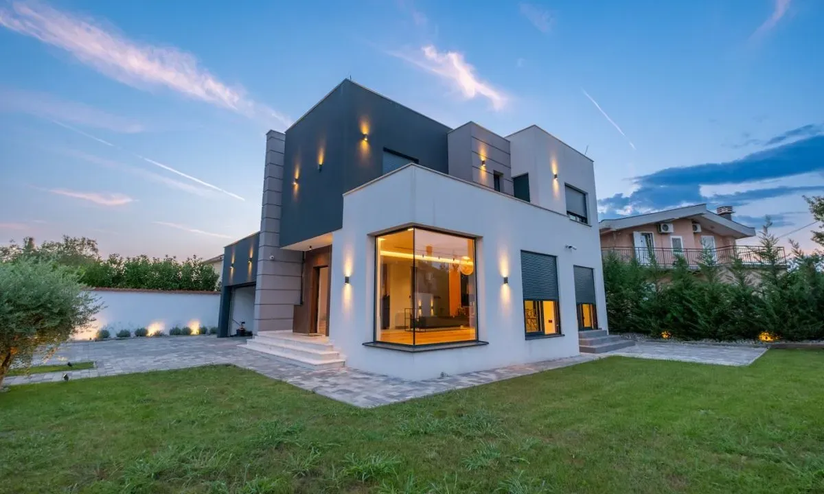 Sale, house, 180m², Donja Gorica, Podgorica