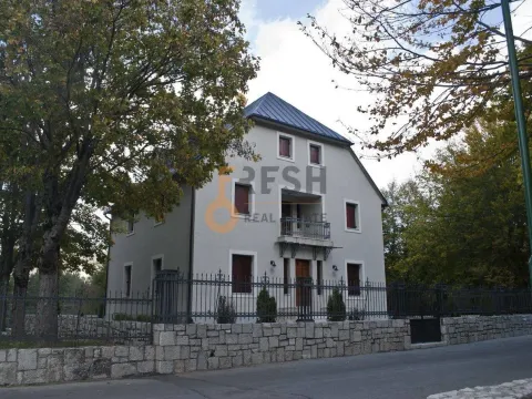 Prodaja, plac, 4307m², Cetinje, Crna Gora - image 14