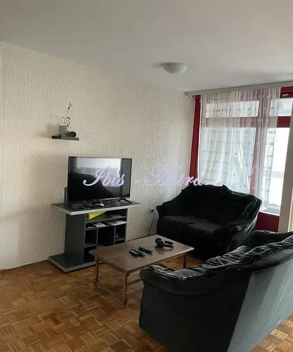 Izdavanje, trosoban stan, 80m², Banjica, Voždovac Sve Podlokacije