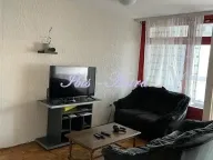 Izdavanje, trosoban stan, 80m², Banjica, Voždovac Sve Podlokacije - image 1