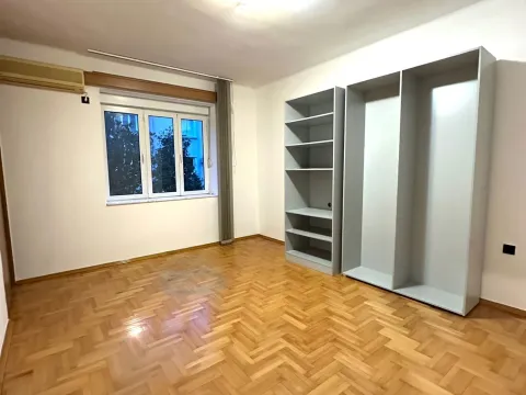 Rent, office space, 60m², Centar, Podgorica - image 3