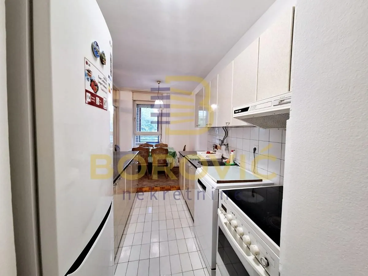 Rent, three bedroom apartment, 73m², Crveni Krst, Beograd