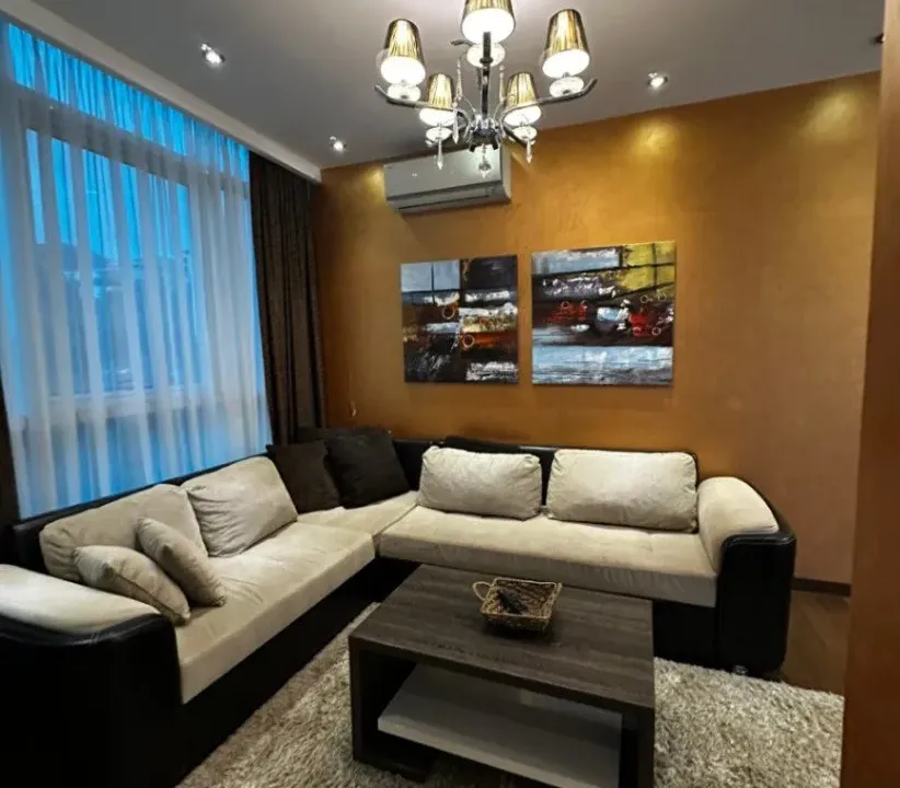 Prodaja, trosoban stan, 91m², Bečići, Budva