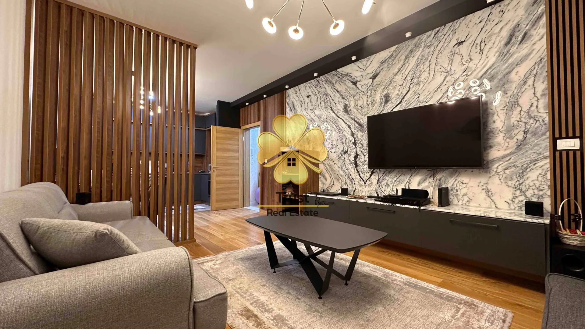 Izdavanje, dvosoban stan, 71m2, New City, Podgorica