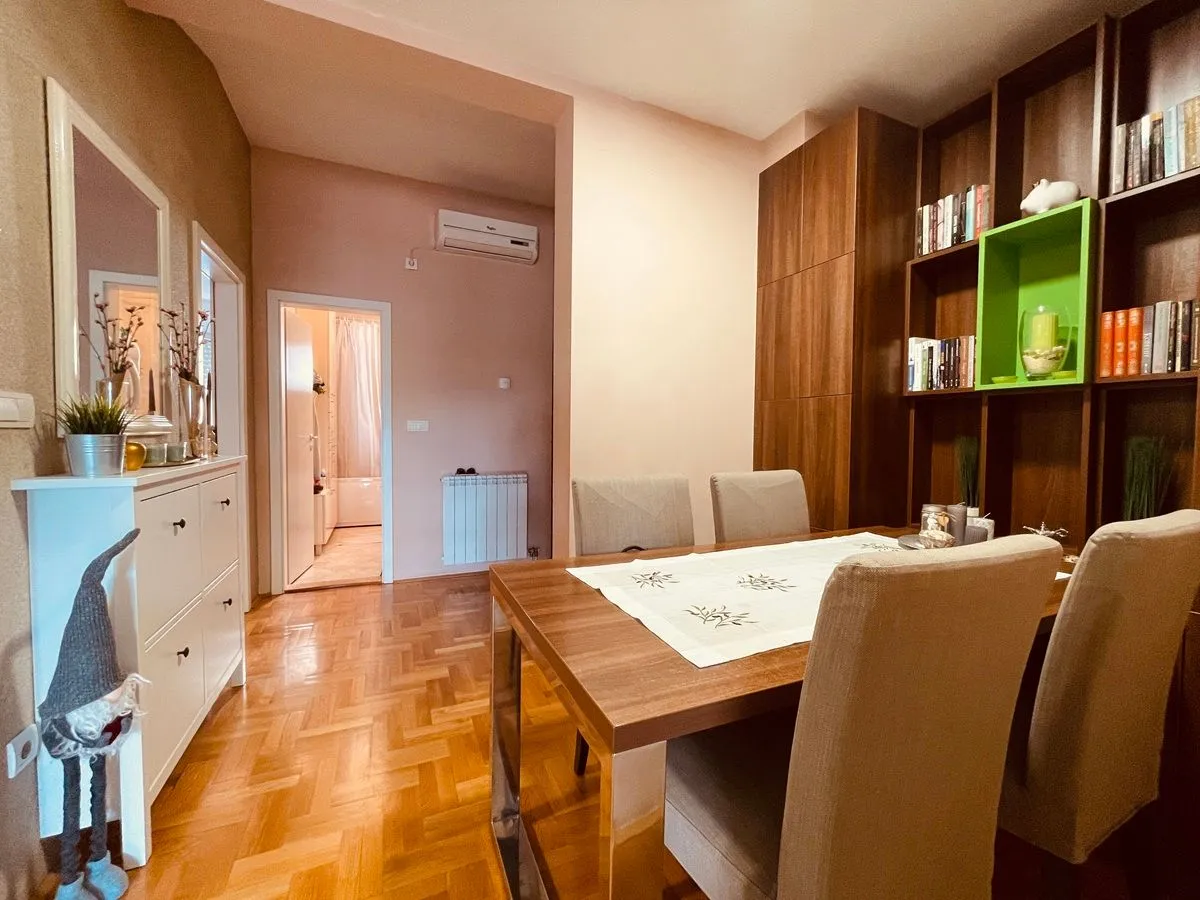 Prodaja, trosoban stan, 58m², Uciteljsko Naselje, Zvezdara Sve Podlokacije