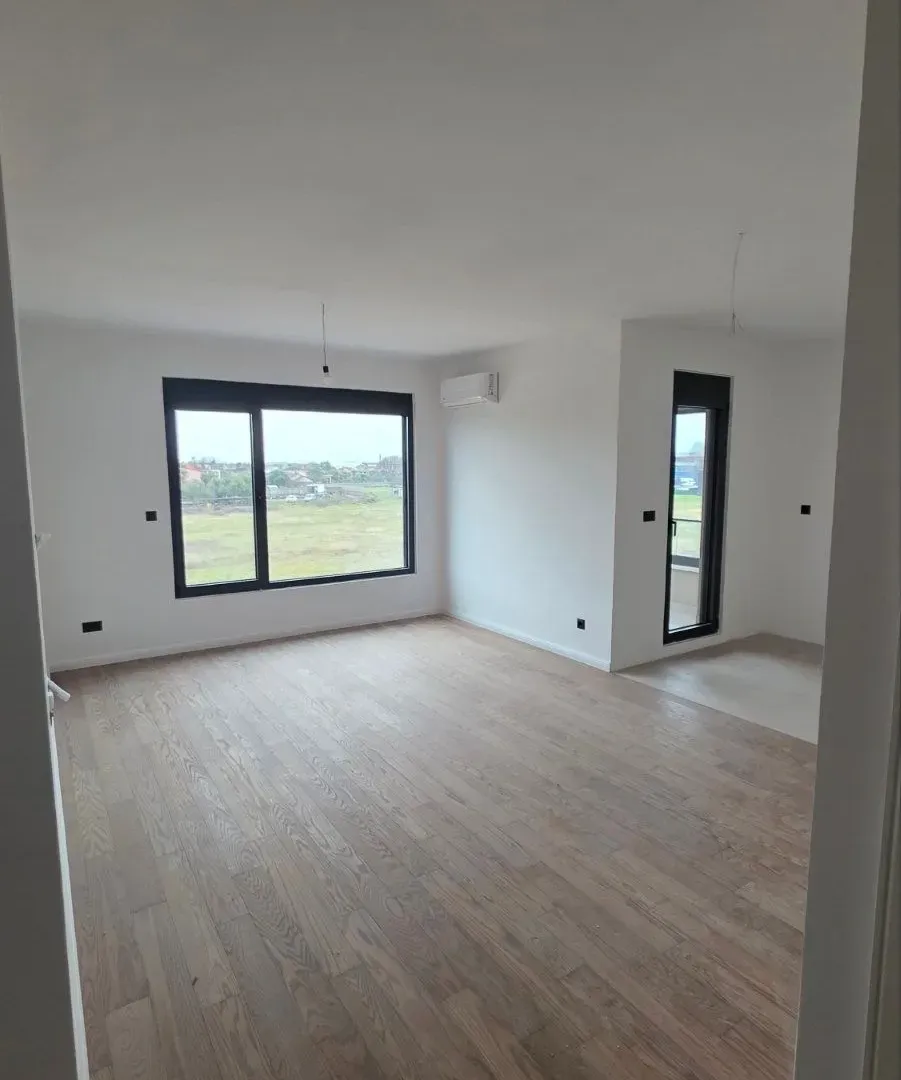 Prodaja, dvosoban stan, 84m², Donja Gorica, Podgorica