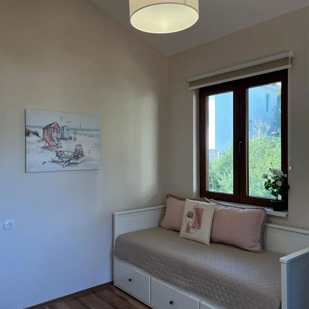 Prodaja, kuća, 235m², Centar, Bar