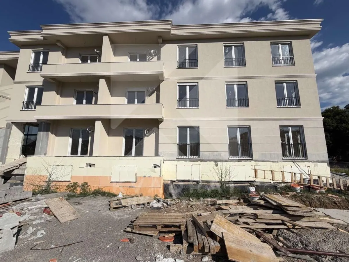 Prodaja, jednosoban stan, 54m², Zelenika, Podgorica