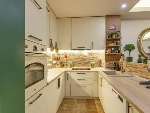 Sale, two bedroom apartment, 82m², Rozino, Budva - image 10