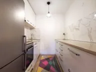 Izdavanje, stan, 105m², Blok 5, Podgorica - image 8