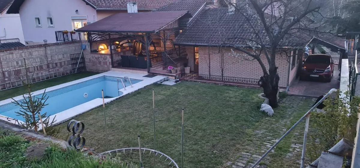 Prodaja, kuća, 165m², Sremska Kamenica, Petrovaradin