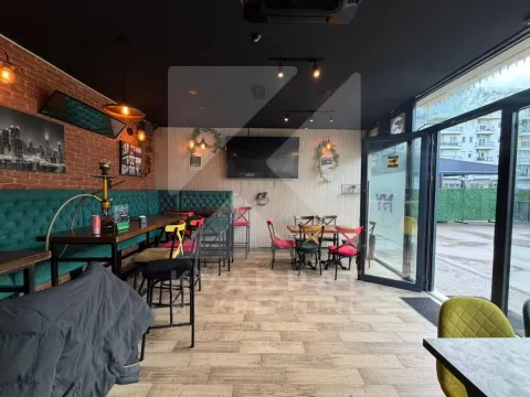 Prodaja, poslovni prostor, 77m², Stari Aerodrom, Podgorica - image 2