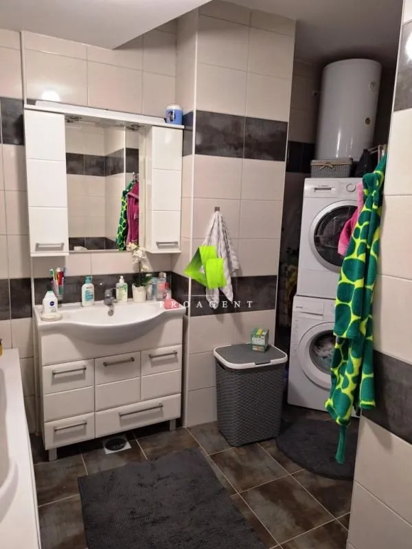 Rent, three bedroom apartment, 98m², Medijana, Niš
