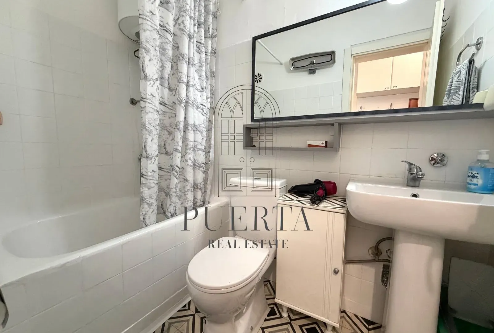 Prodaja, jednosoban stan, 39m², Stari Aerodrom, Podgorica