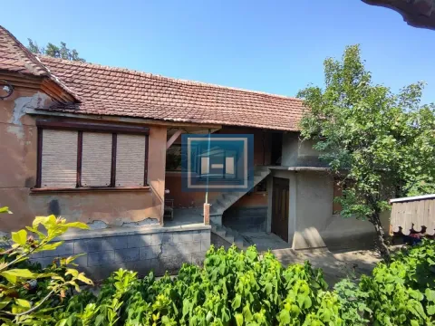 Prodaja, kuća, 200m², Majur, Jagodina - image 15