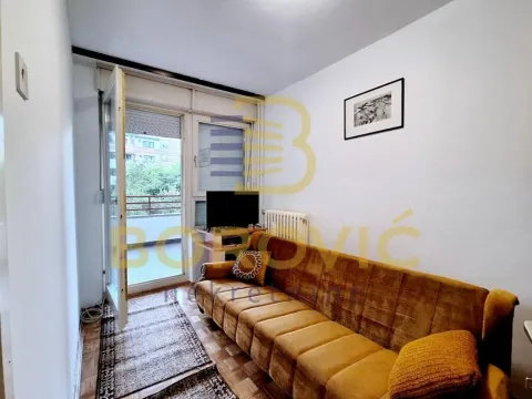 Rent, three bedroom apartment, 73m², Vračar Sve Podlokacije, Beograd - image 12